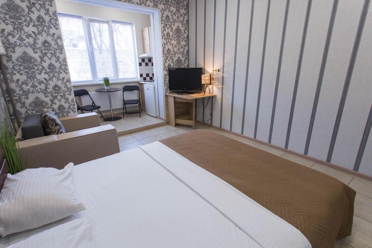 Well Located Studio - Yaroslavska Str. 21 Leilighet Kharkiv Eksteriør bilde