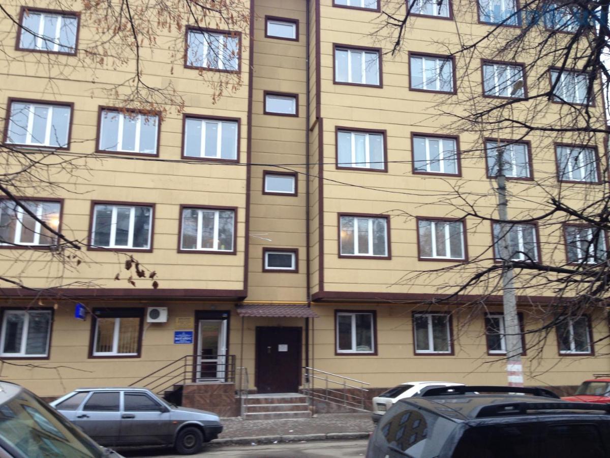 Well Located Studio - Yaroslavska Str. 21 Leilighet Kharkiv Eksteriør bilde