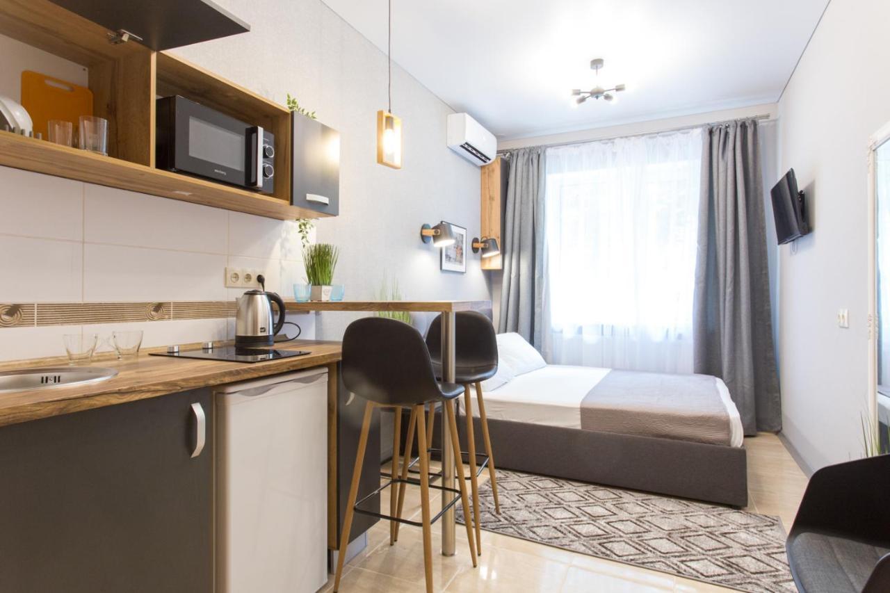 Well Located Studio - Yaroslavska Str. 21 Leilighet Kharkiv Eksteriør bilde