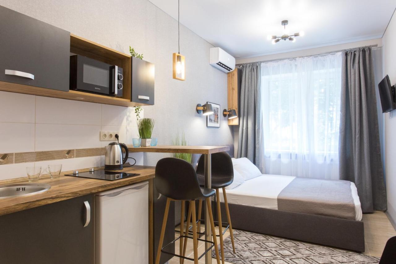 Well Located Studio - Yaroslavska Str. 21 Leilighet Kharkiv Eksteriør bilde