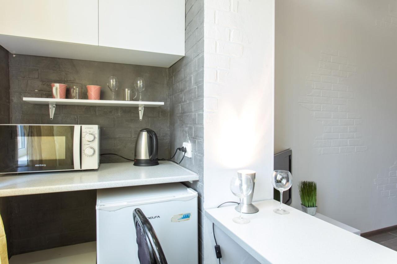 Well Located Studio - Yaroslavska Str. 21 Leilighet Kharkiv Eksteriør bilde